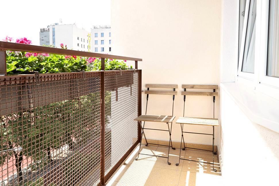 Lovely Sunny Flat In City Center Varsó Szoba fotó